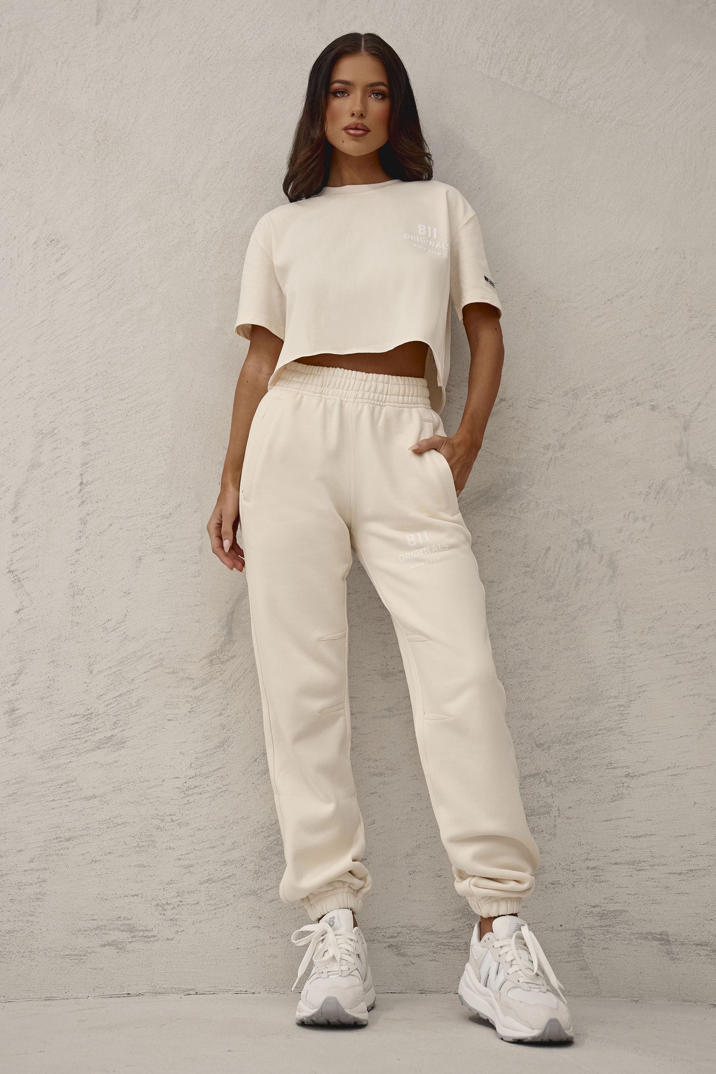 BOYS CLUB CROPPED TEE