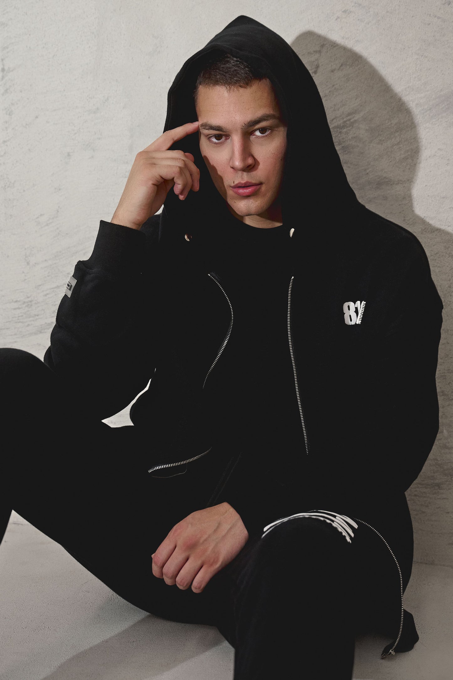 KING ST ZIP UP HODDIE