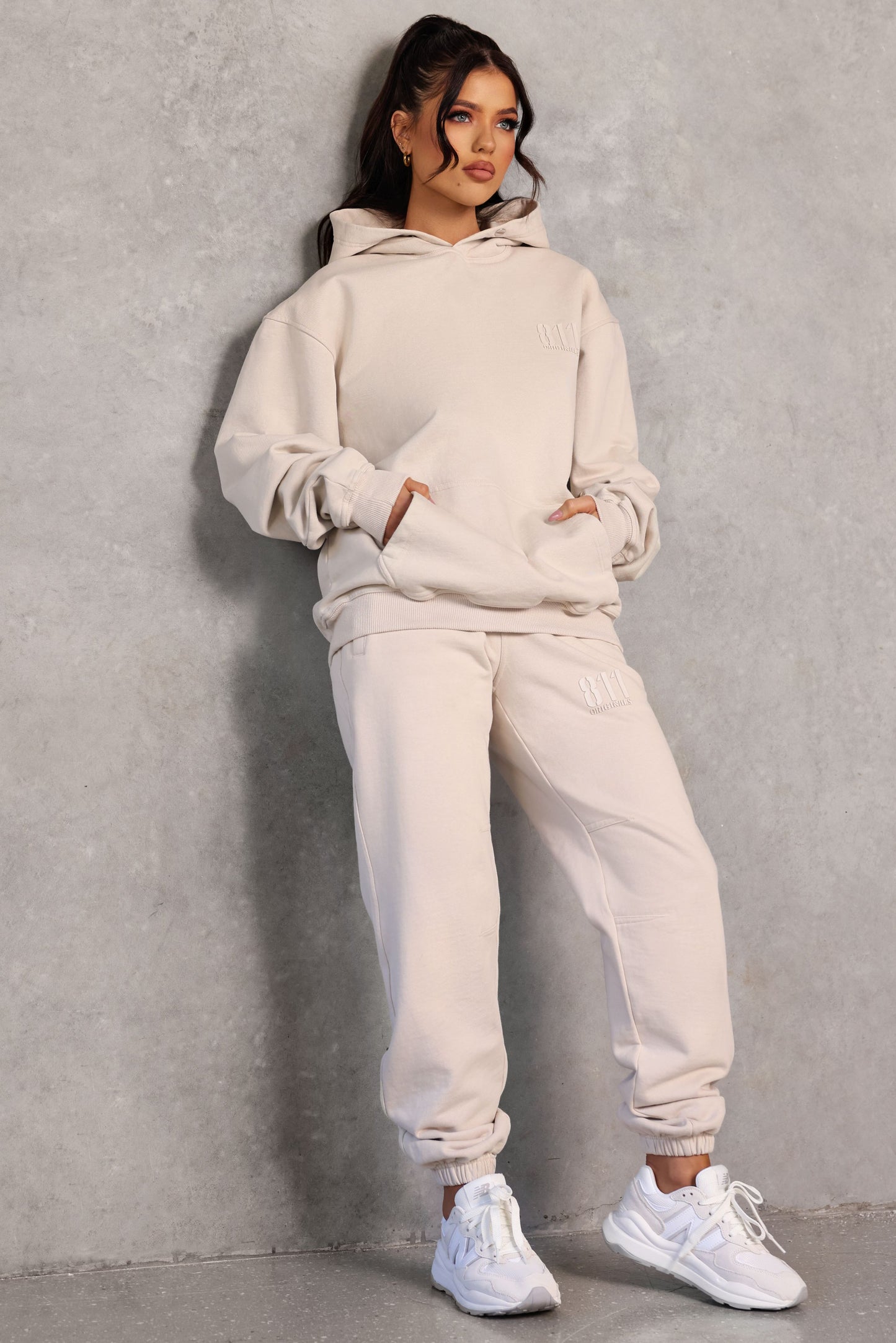 SIGNATURE LOGO HOODIE