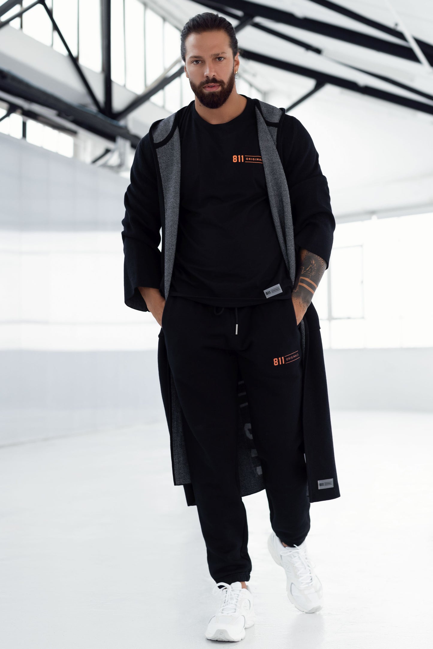 811 LOGO JACKET